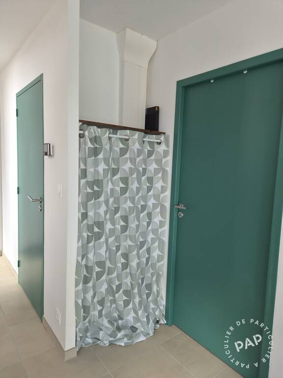 Room Rue de la Poste in L'Hermitage