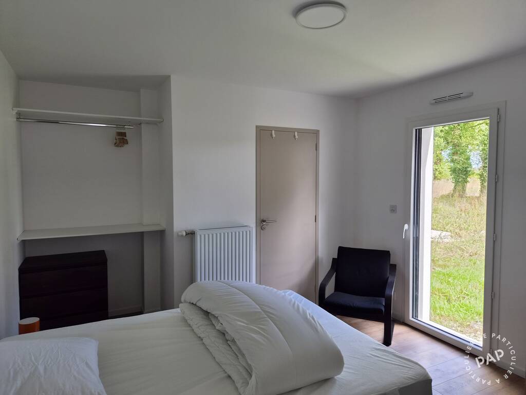 Room Rue de la Poste in L'Hermitage