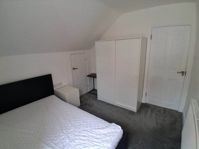 Room Third Avenue in Nottingham
