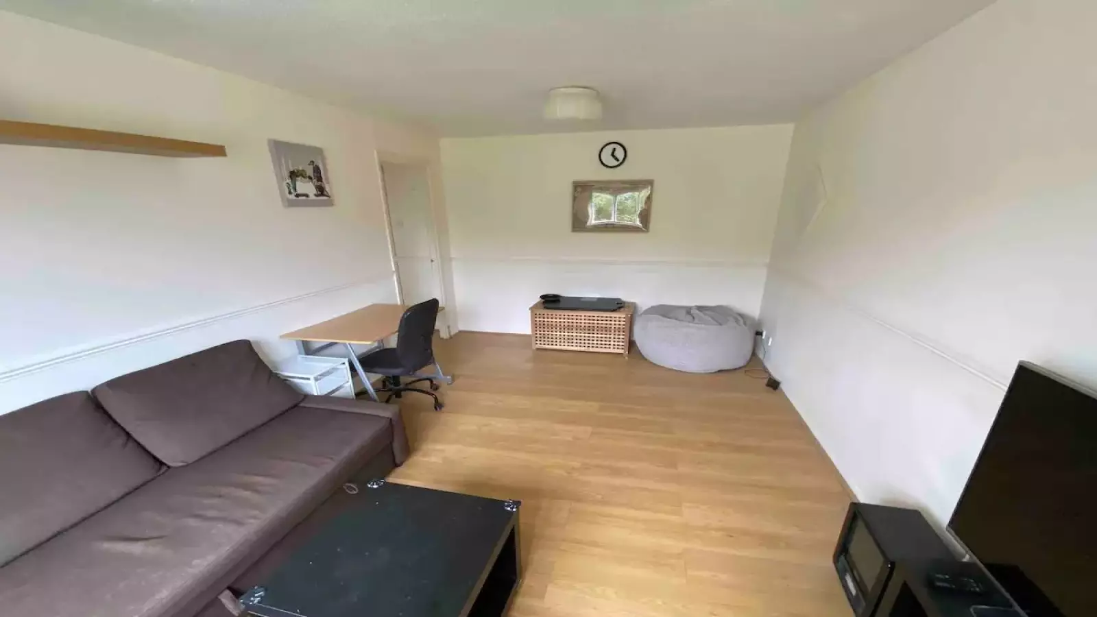 Flat Grinstead Road in Greater London