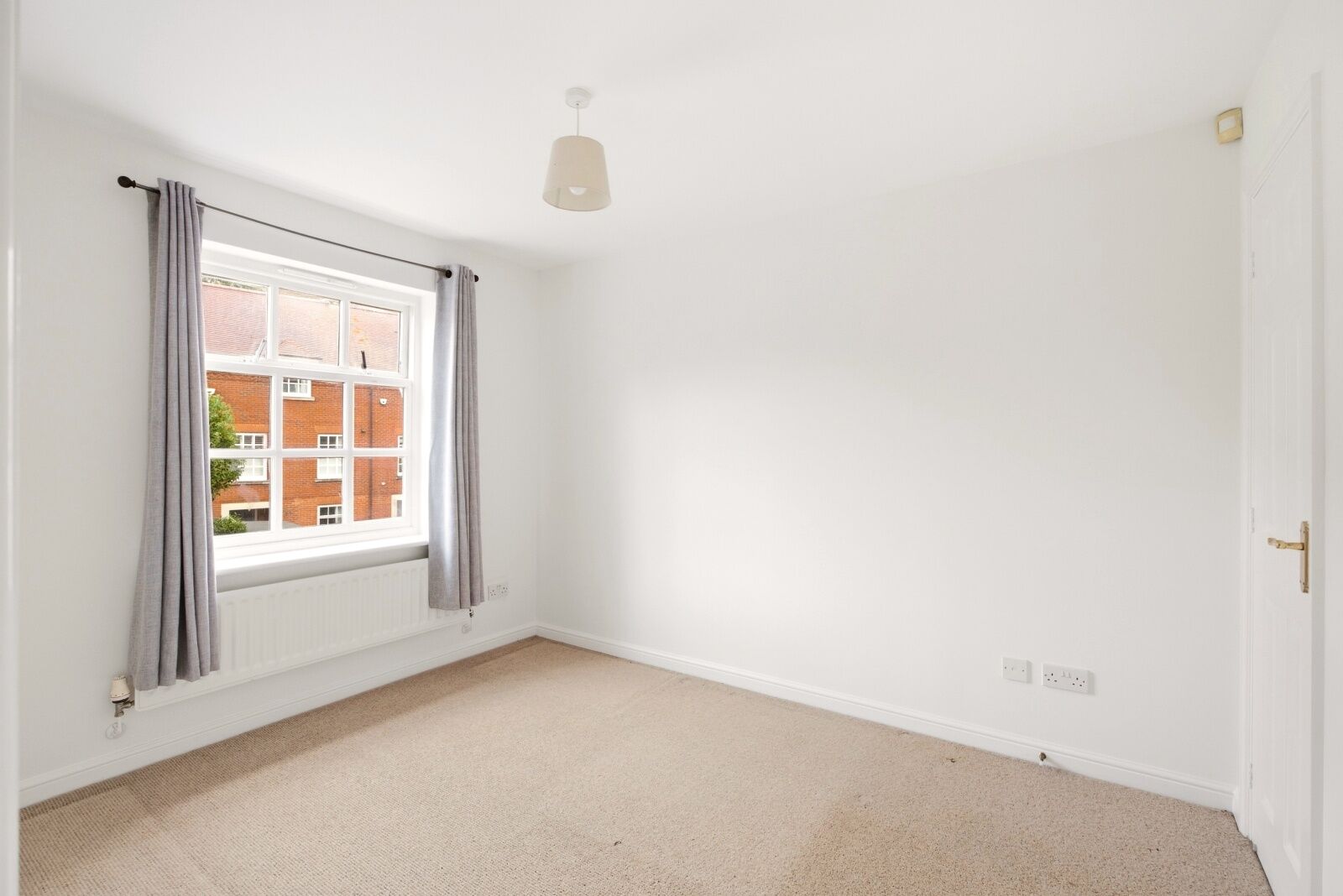 House Goldsmith Way in St Albans
