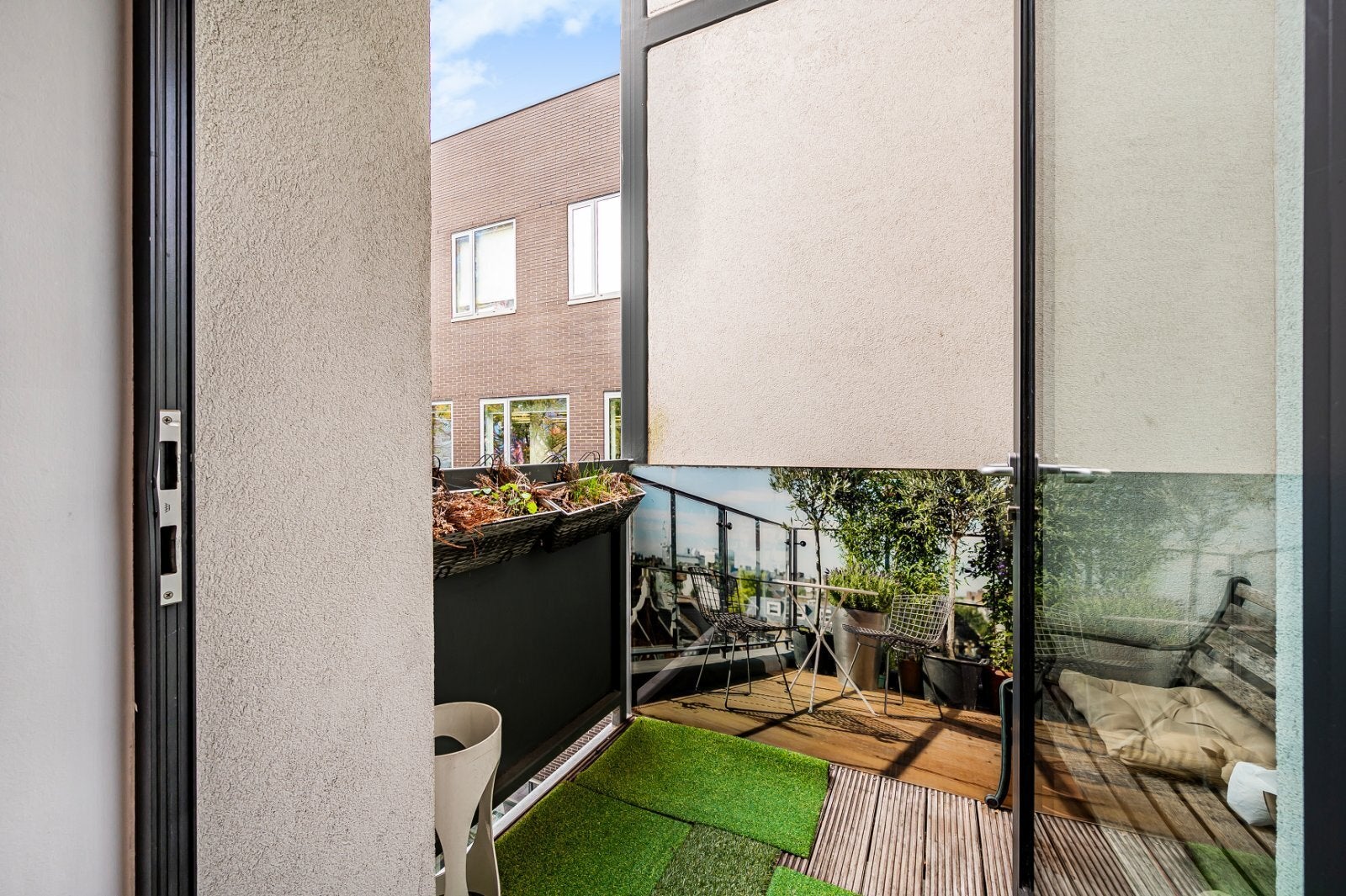 Flat Leather Lane in Greater London