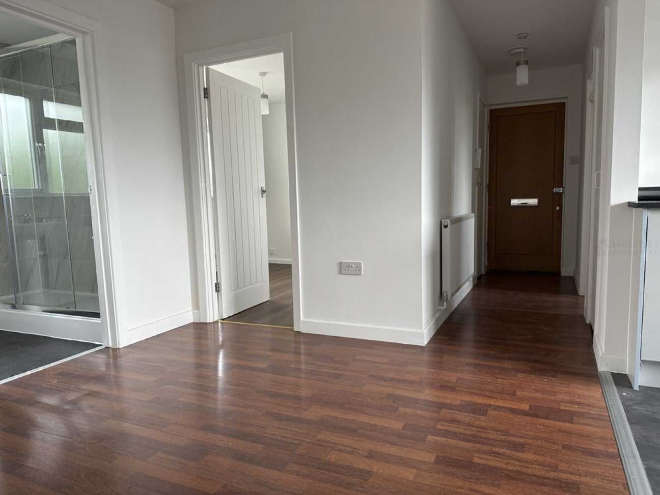 Flat Ruxley Lane in Epsom and Ewell