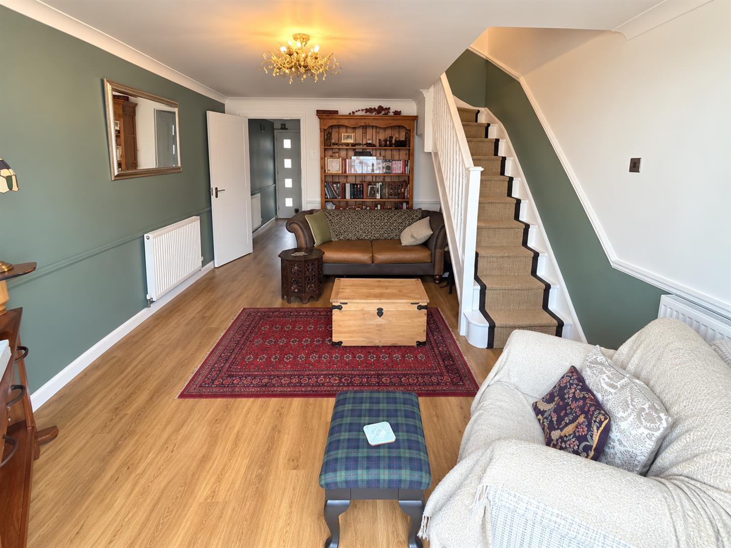 House Haselmere Close in West Suffolk