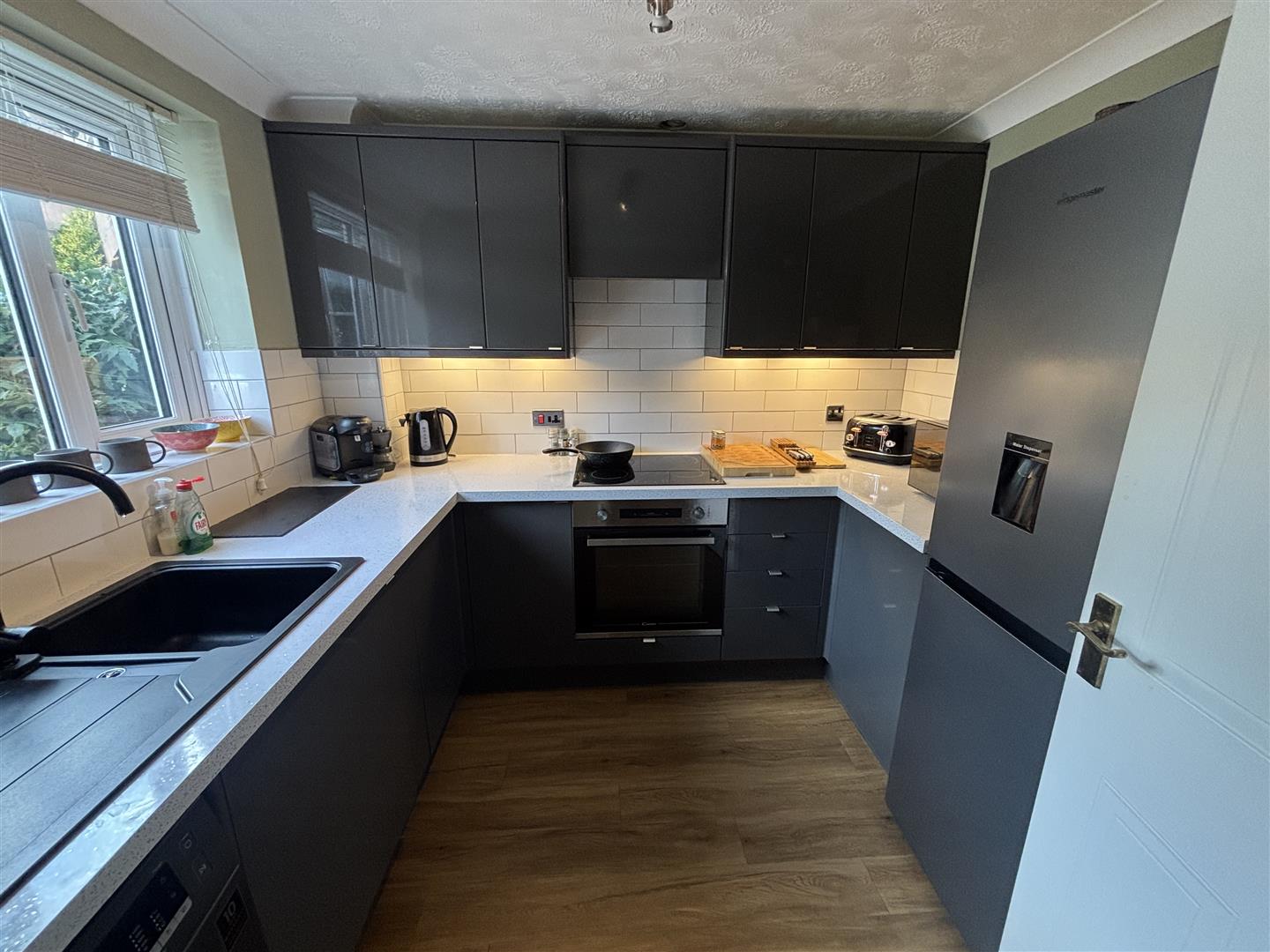 House Haselmere Close in West Suffolk