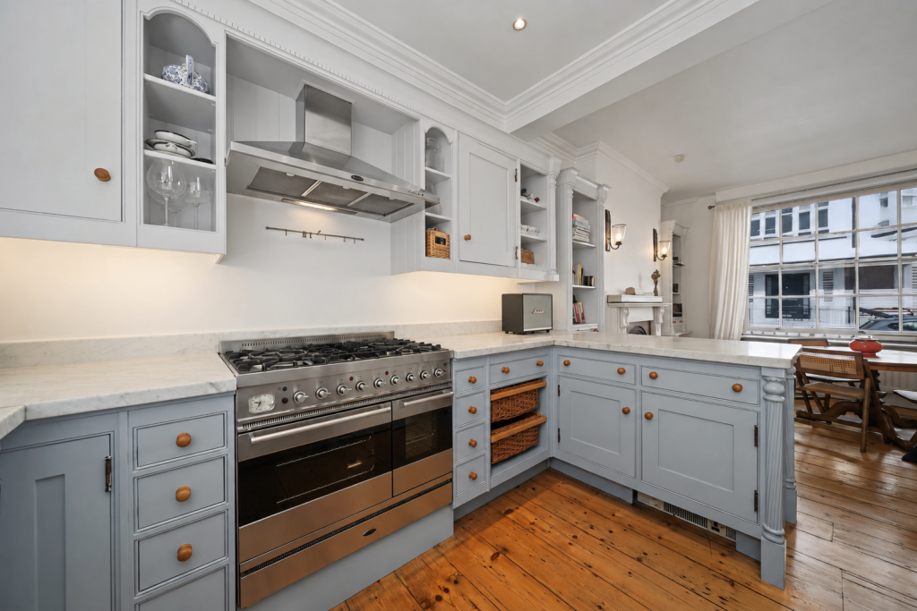 House Portsea Place in City of Westminster
