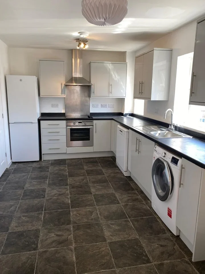 Flat Hornbeam Close in Bradley Stoke