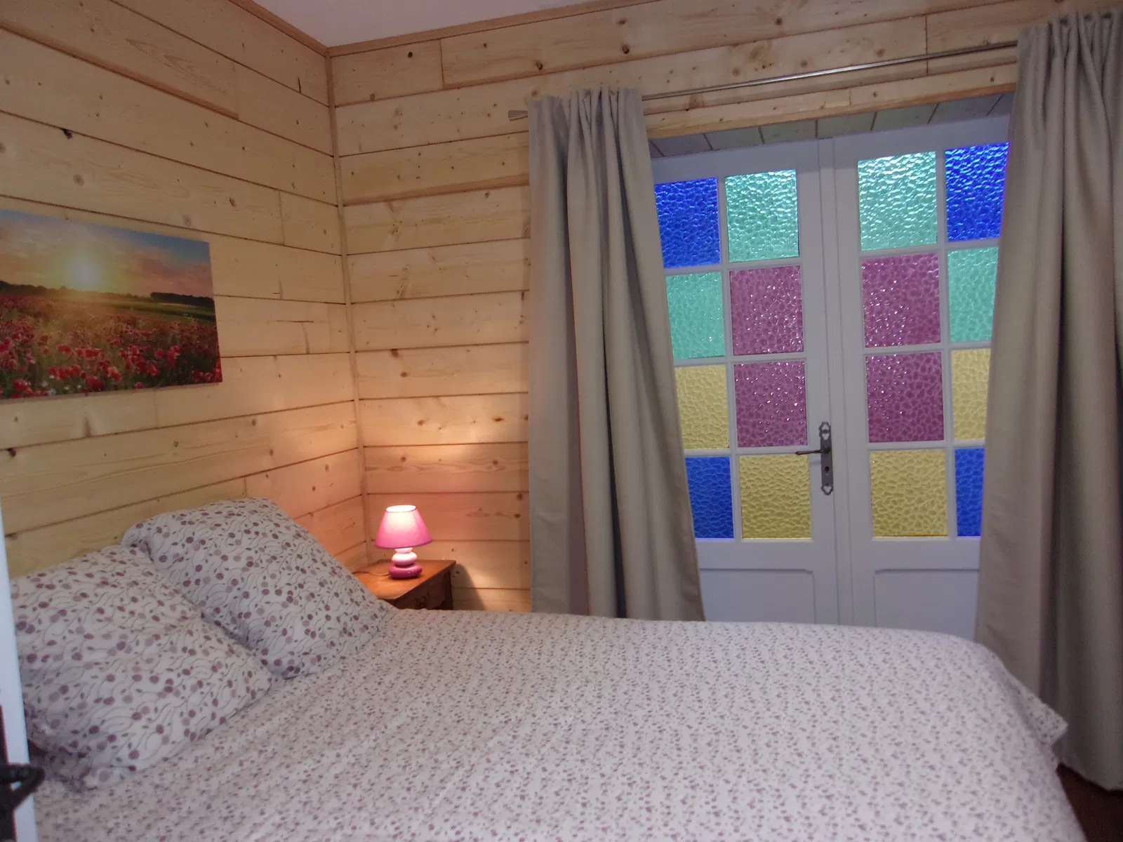 Chambre Rue des Champs-Elysées à Romilly-sur-Seine