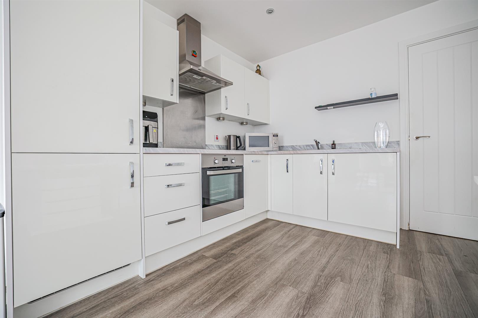 Flat Frogmore Road in Dacorum