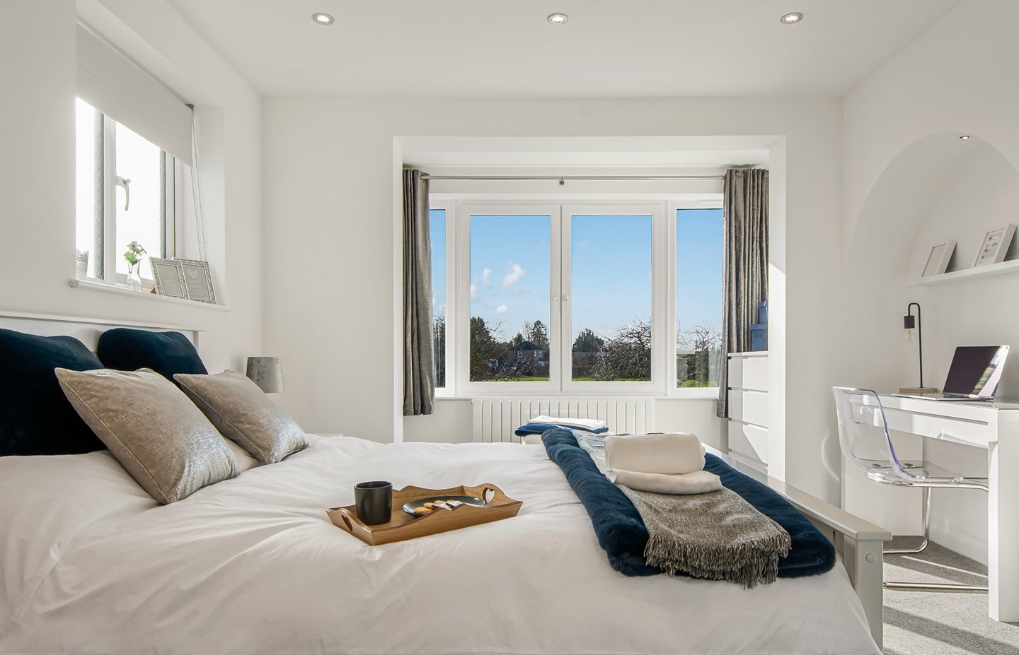 Room Lewis Road in Kettering