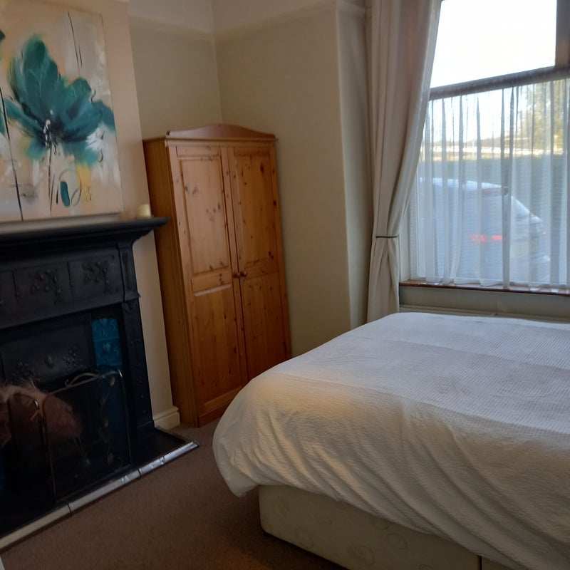 Room Lloyd Street in Trafford