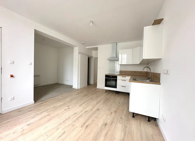 Flat Rue du Faubourg Saint-Germain in Sully-sur-Loire