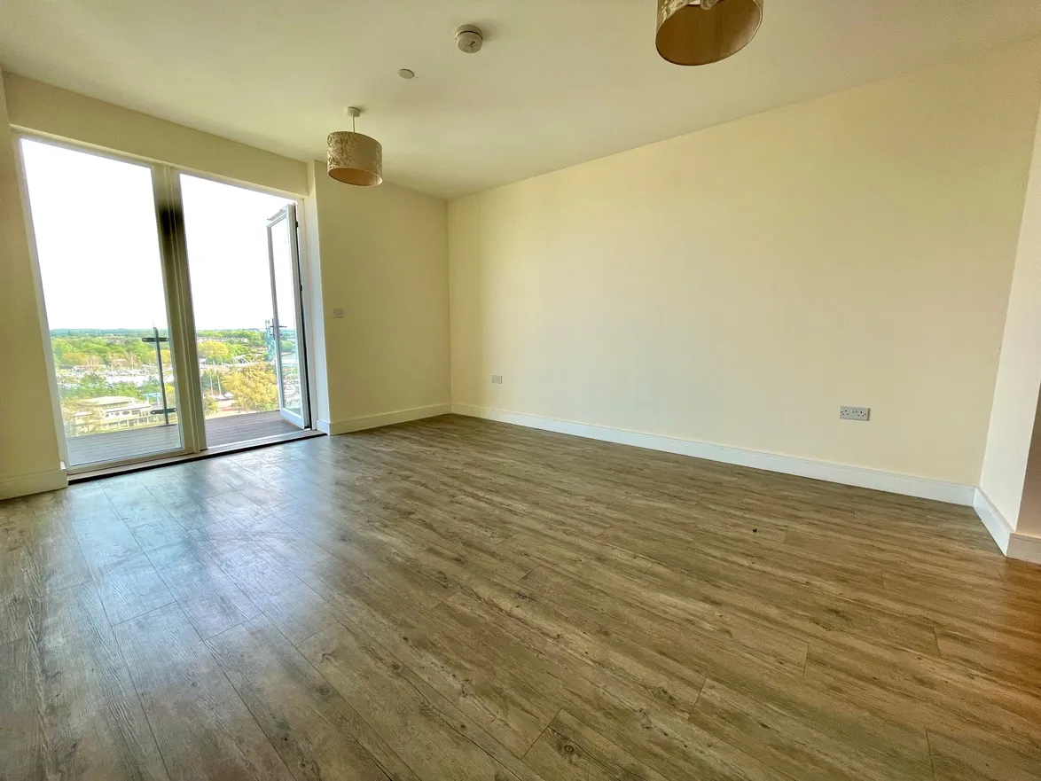 Flat Pearl Lane in Gillingham
