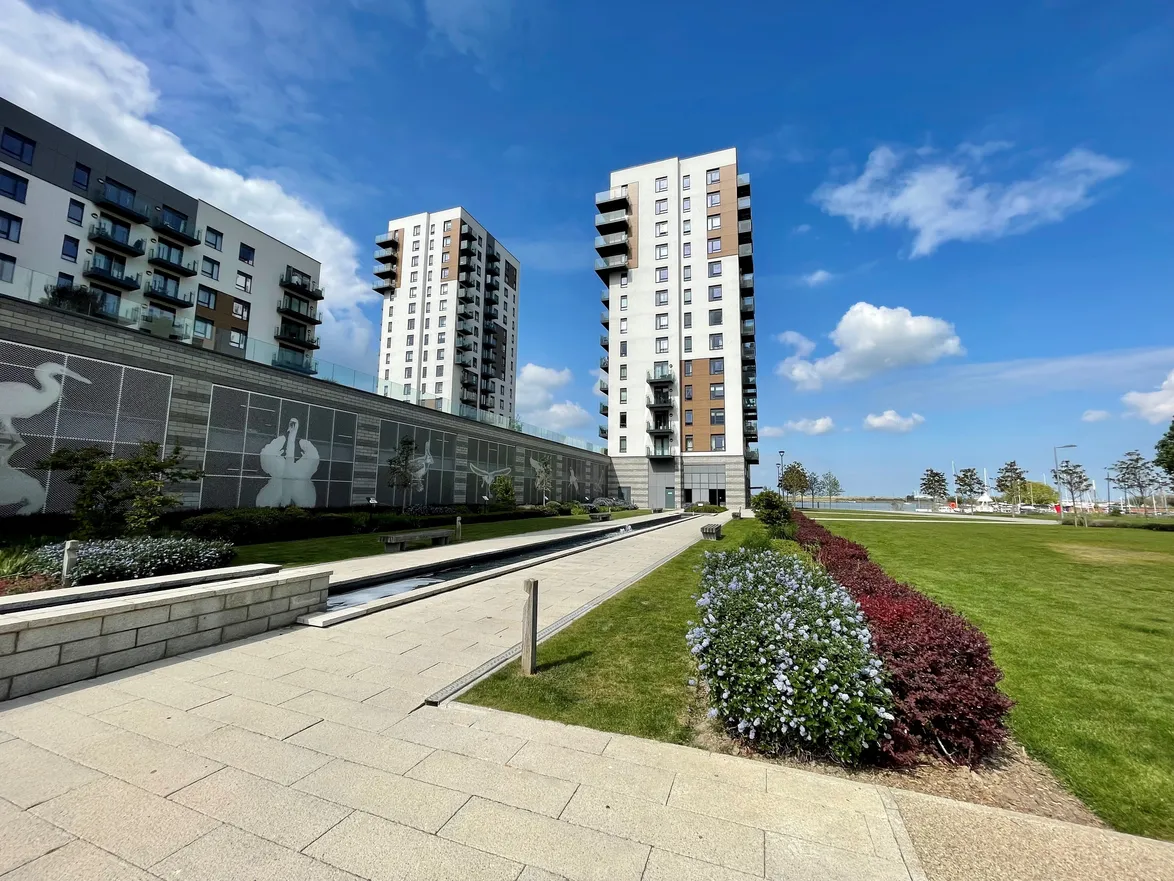 Flat Pearl Lane in Gillingham