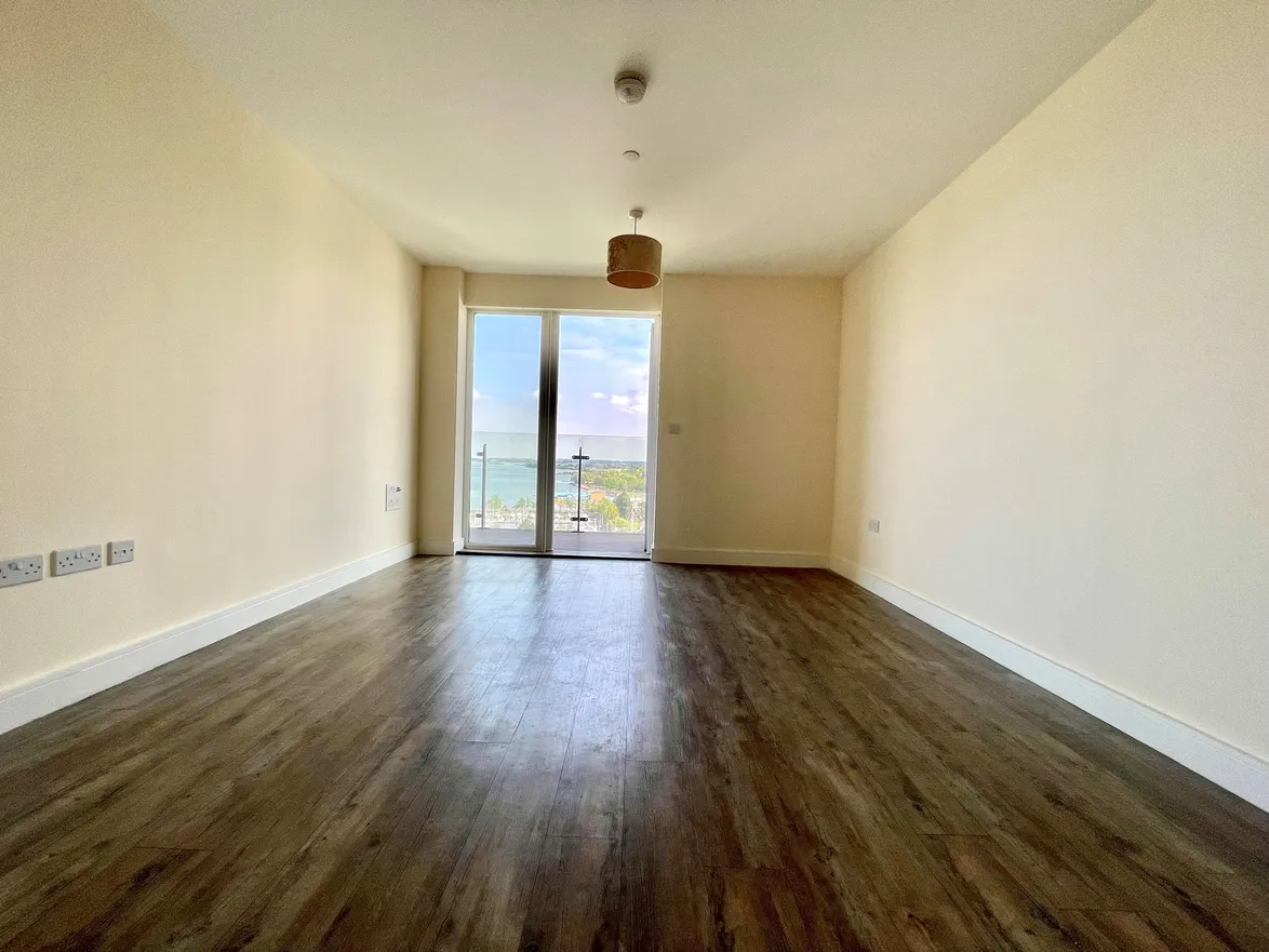 Flat Pearl Lane in Gillingham
