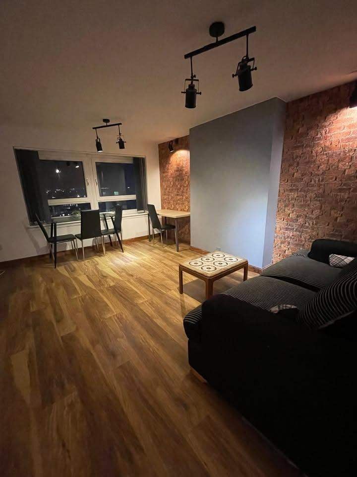 Flat Haghill Road in Glasgow