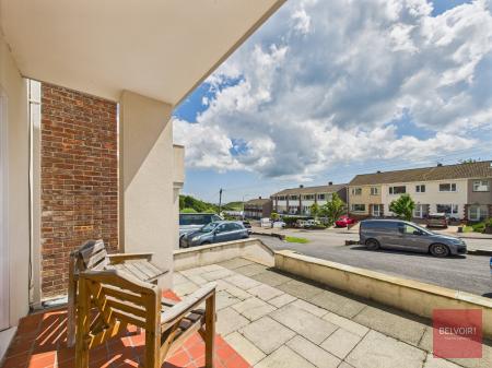 Flat Plunch Lane in Mumbles