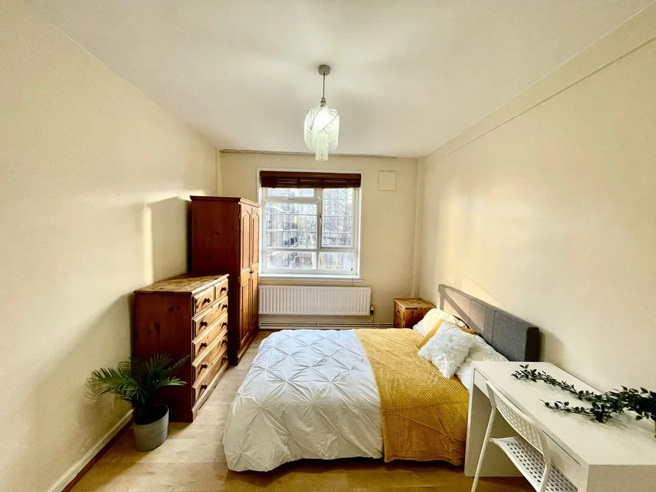 Room Murray Grove in Greater London