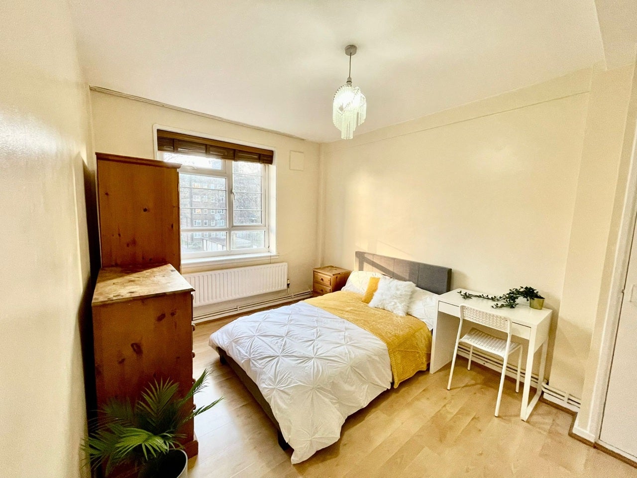 Room Murray Grove in Greater London