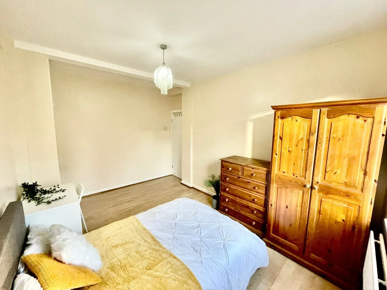 Room Murray Grove in Greater London