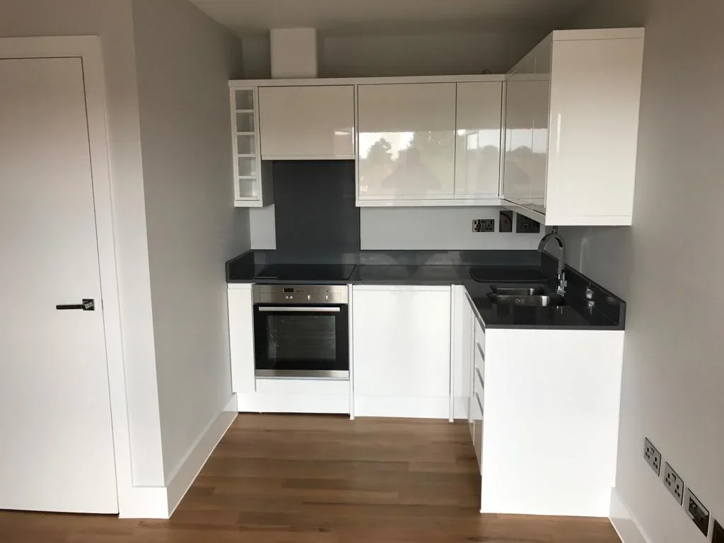Flat Madeira Road in Woking