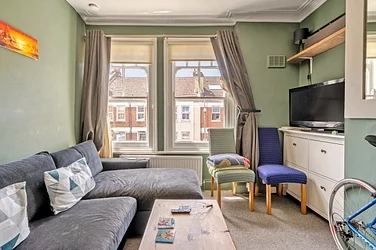 Flat Gilbey Road in Greater London