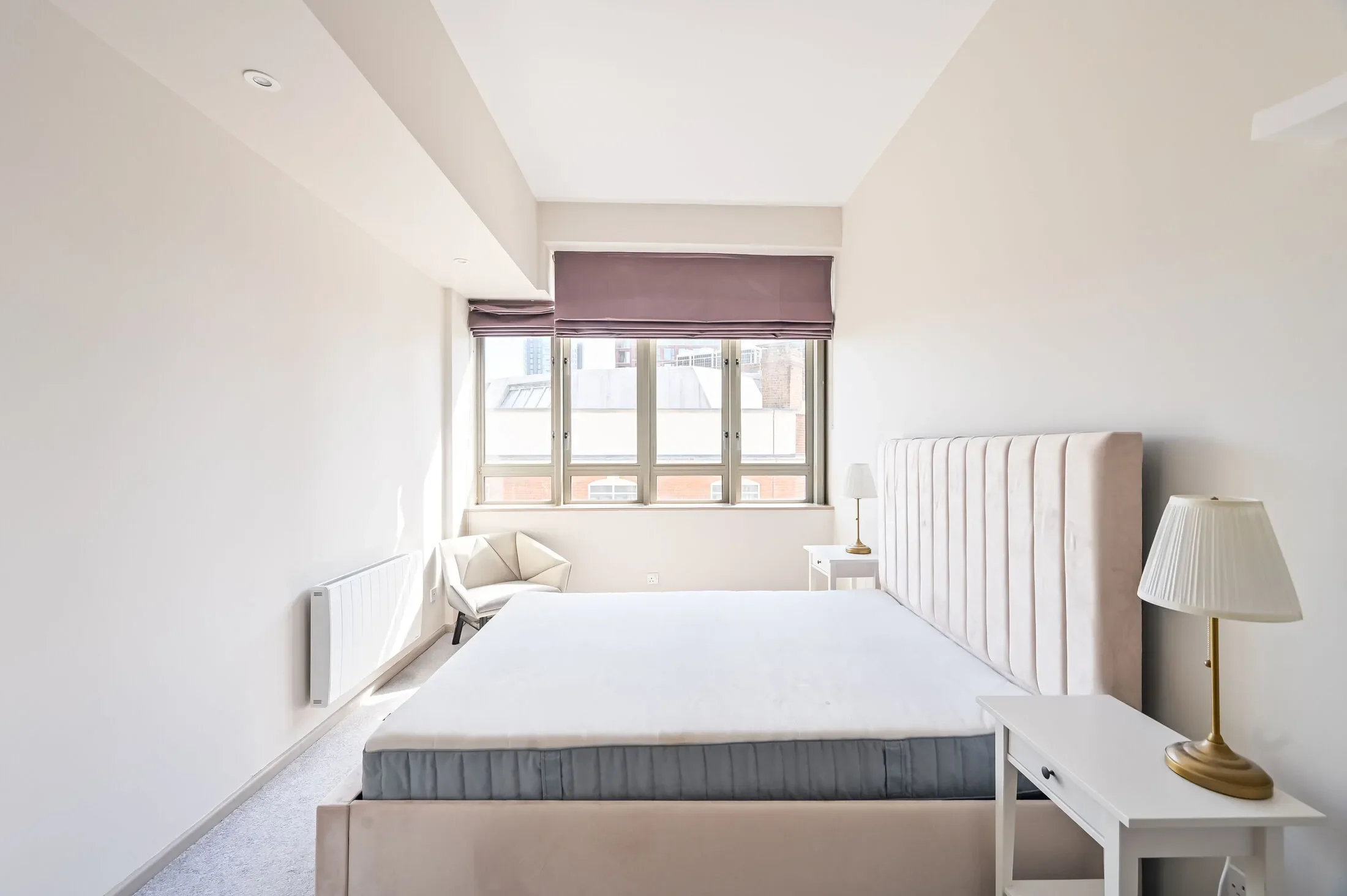 Flat Dingley Road in Greater London