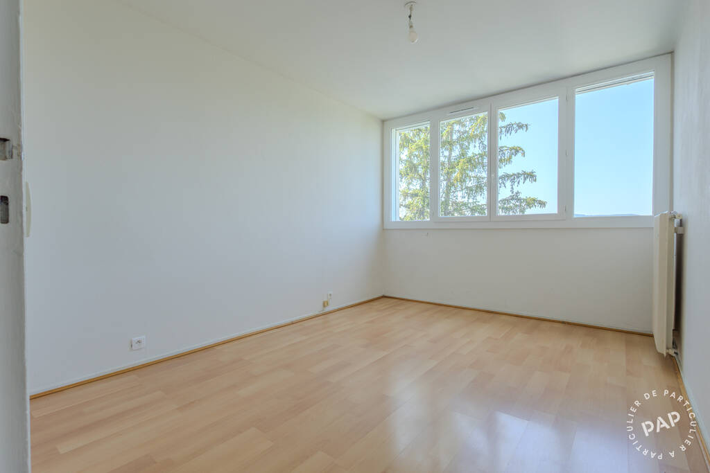 Appartement Place Xavier Ricard à Sainte-Foy-lès-Lyon