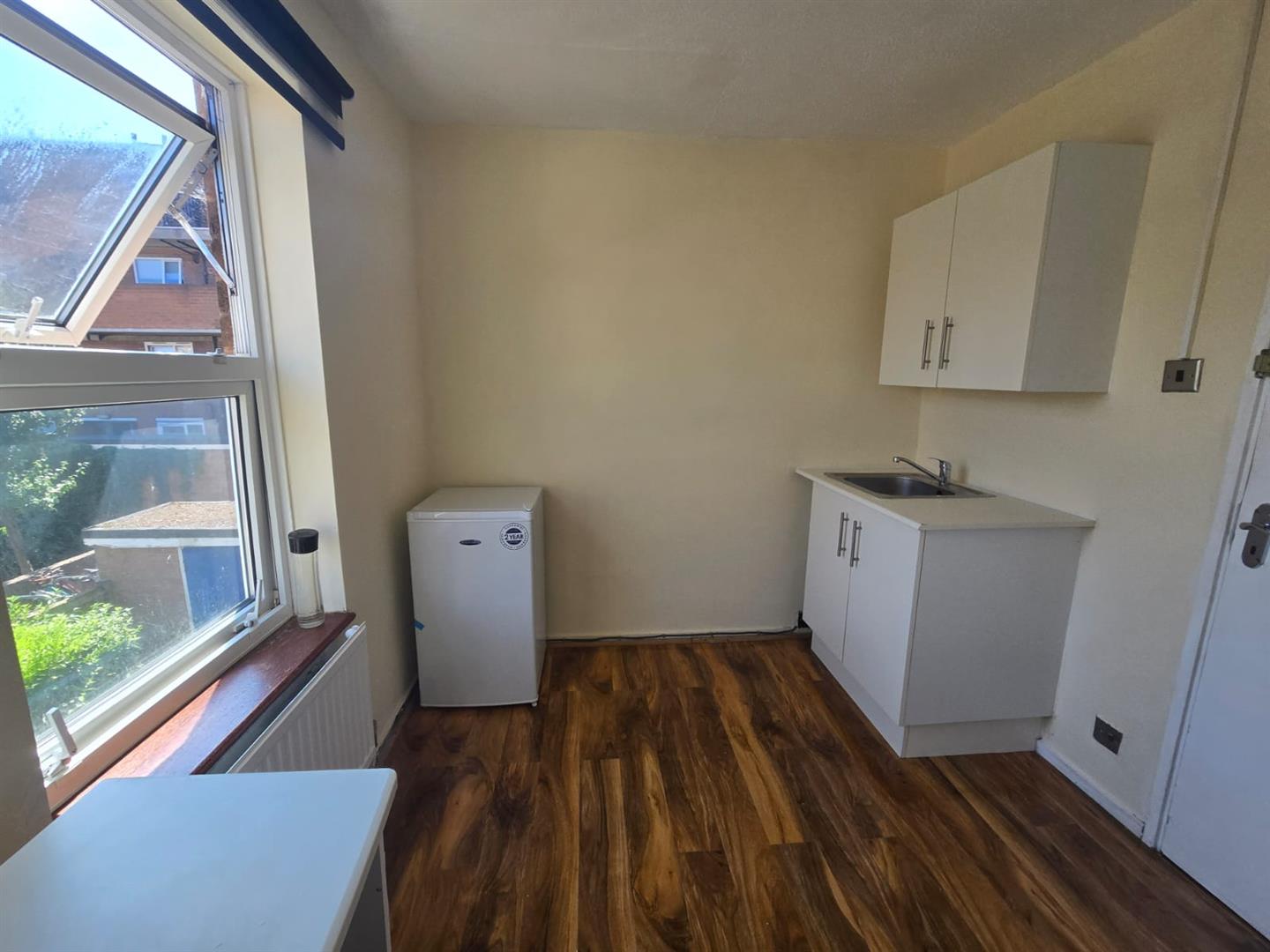 Room Swinnerton Street in Greater London