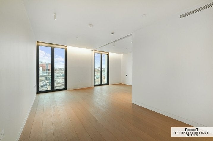 Flat Hanover Square in City of Westminster