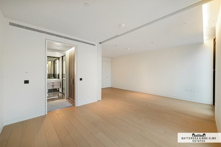Flat Hanover Square in City of Westminster