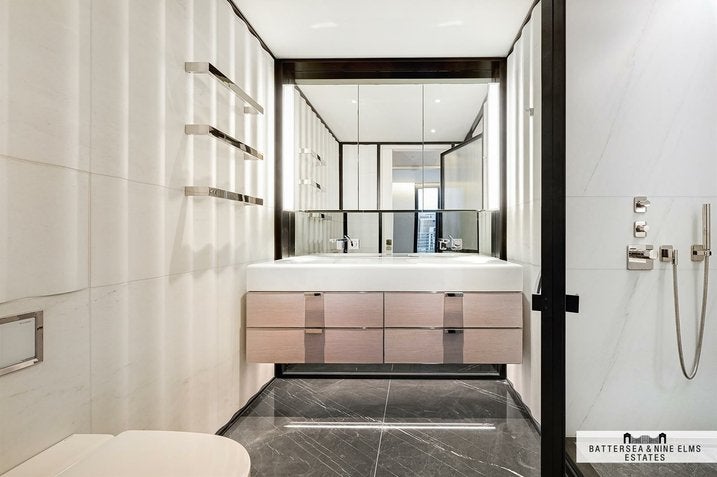 Flat Hanover Square in City of Westminster