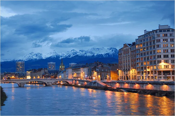 Flat Cours Lafontaine in Grenoble