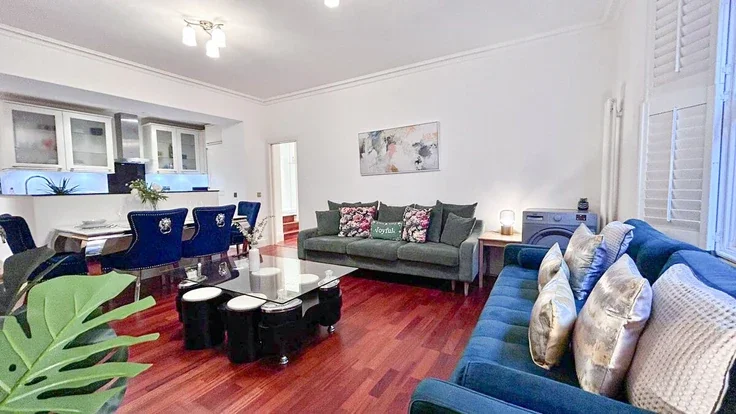 Flat Marylebone Road in City of Westminster