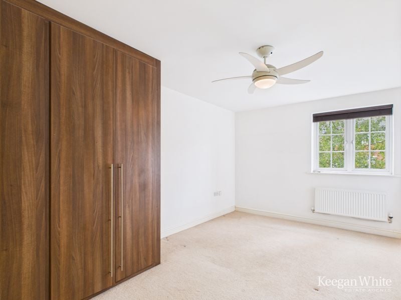Flat Grange Drive in High Wycombe Community Board