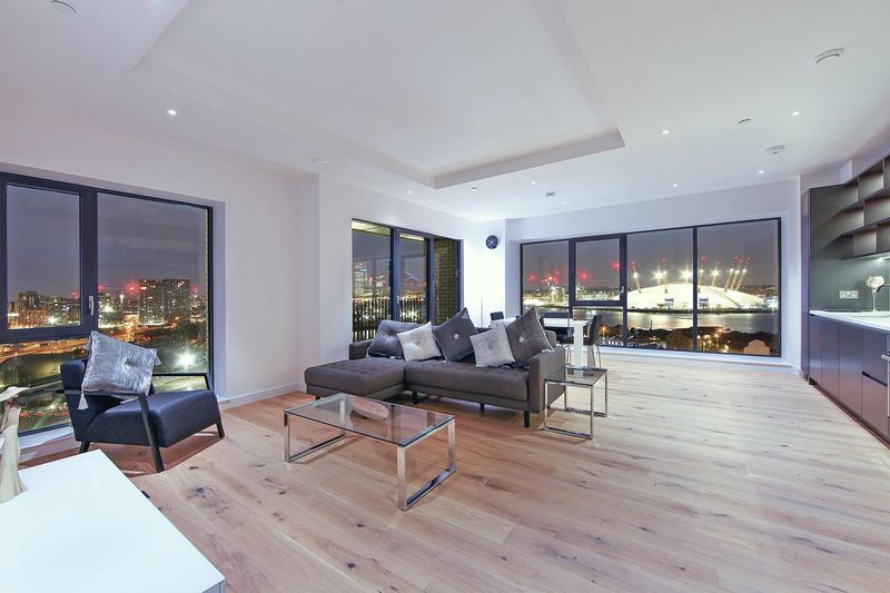 Flat Bank Street in Greater London