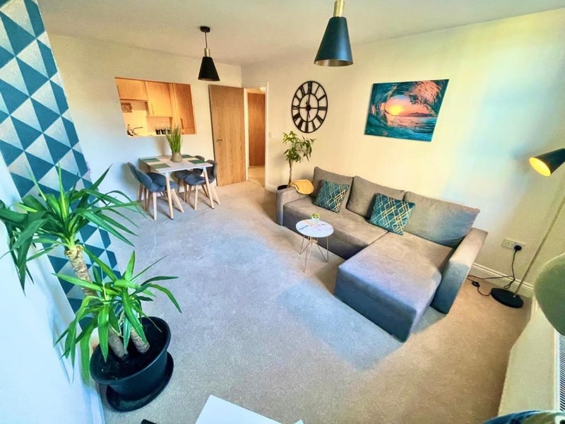 Flat Gervis Place in Bournemouth
