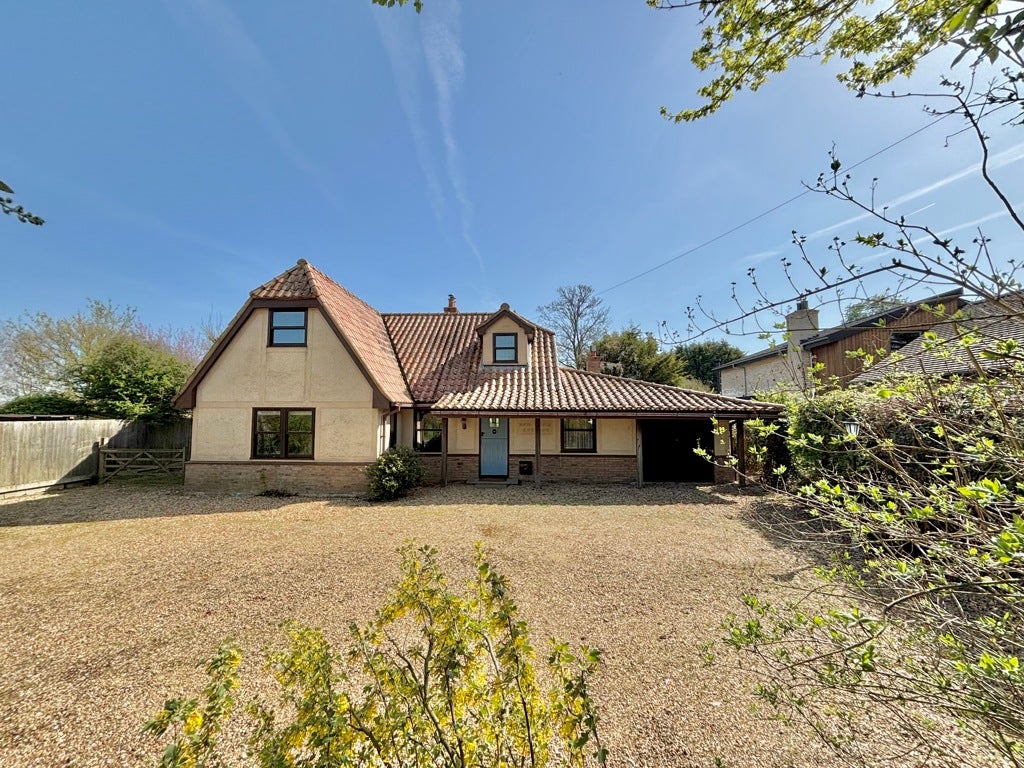 House School Lane in South Cambridgeshire