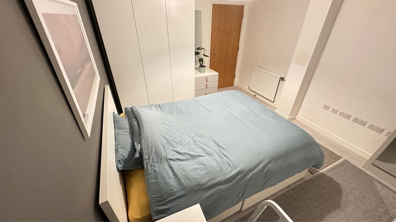 Room Acton Mews in Greater London