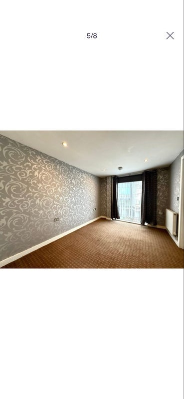 Room Dukes Way in Greater London