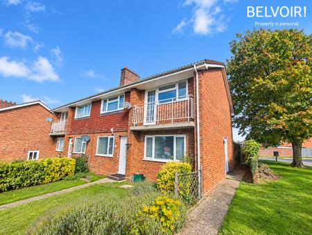 Flat Sullivan Road in Basingstoke and Deane
