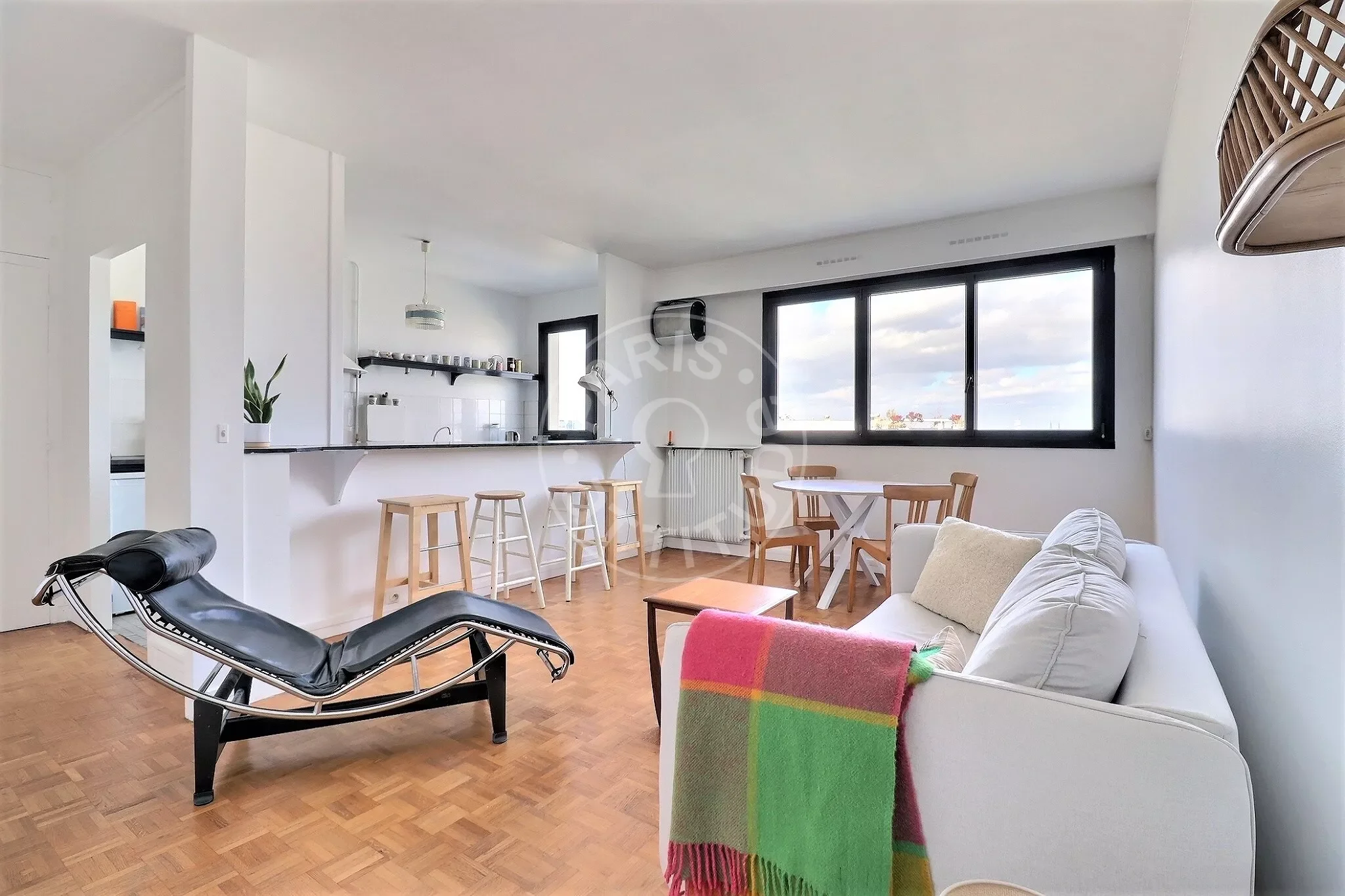 Flat Boulevard du Montparnasse in Paris