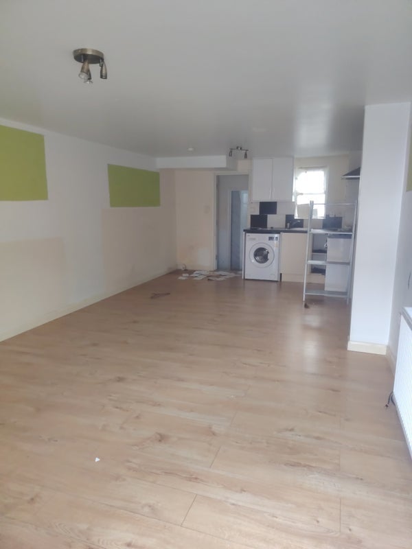 Flat Boyn Valley Road in Maidenhead