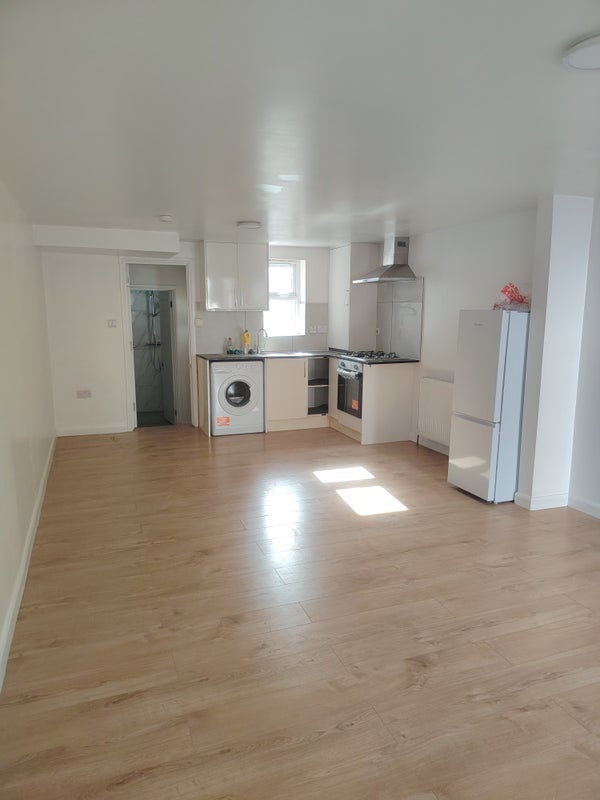 Flat Boyn Valley Road in Maidenhead