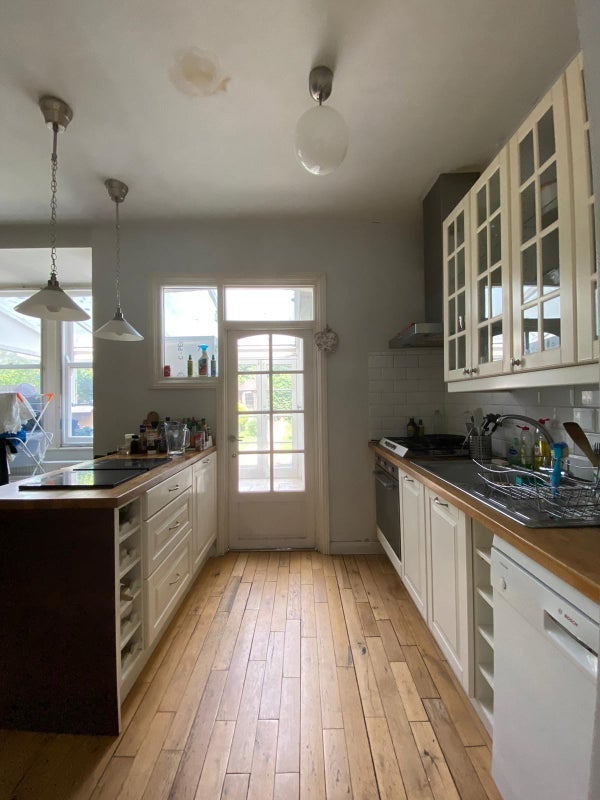 Room Deans Road in Greater London