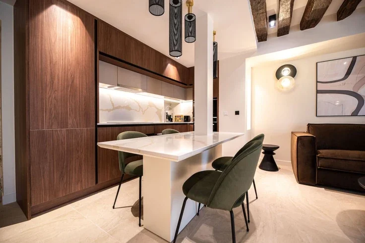 Appartement Place des Vosges à Paris
