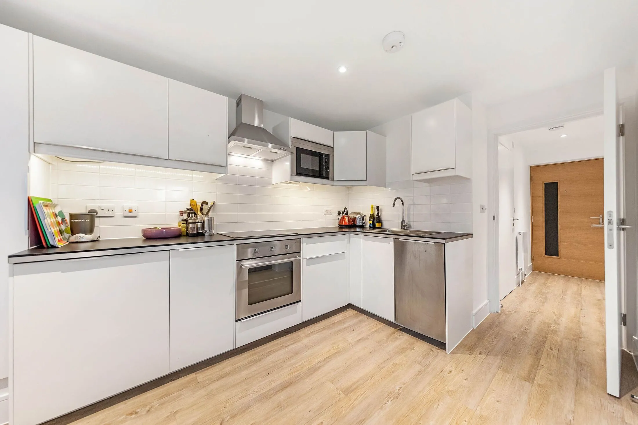 Flat Triangle Place in Greater London