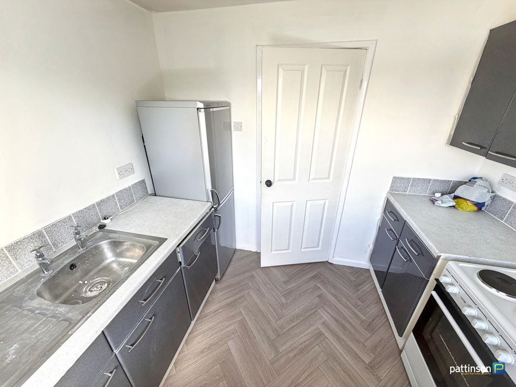 Flat Newbiggin Road in Ashington