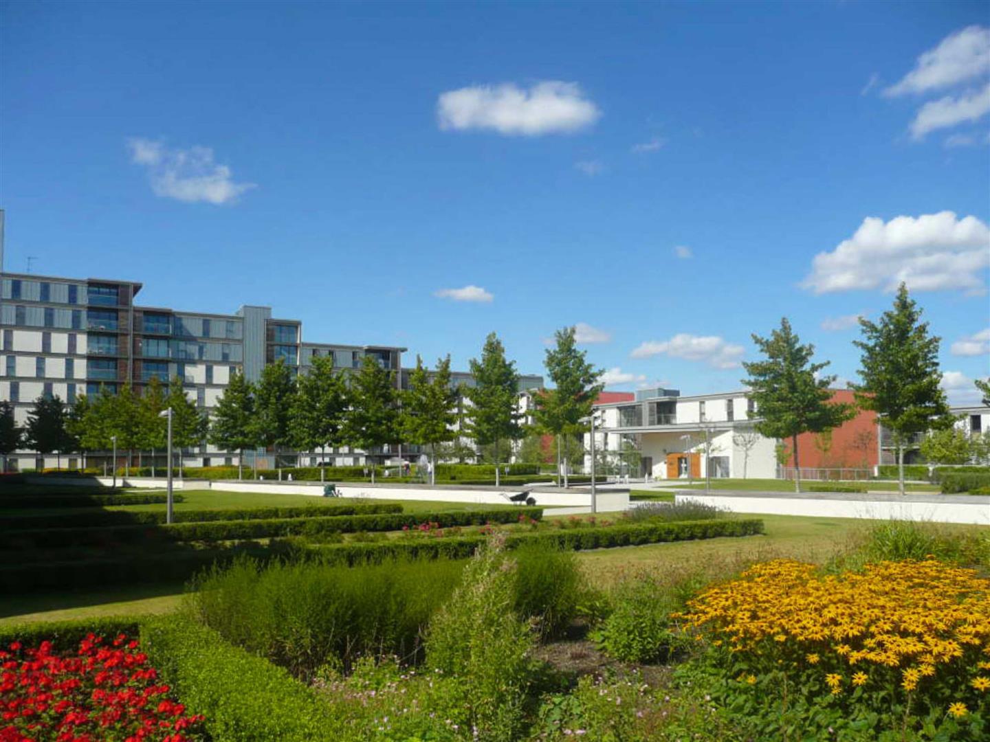 Flat Strobel Mews in Upton
