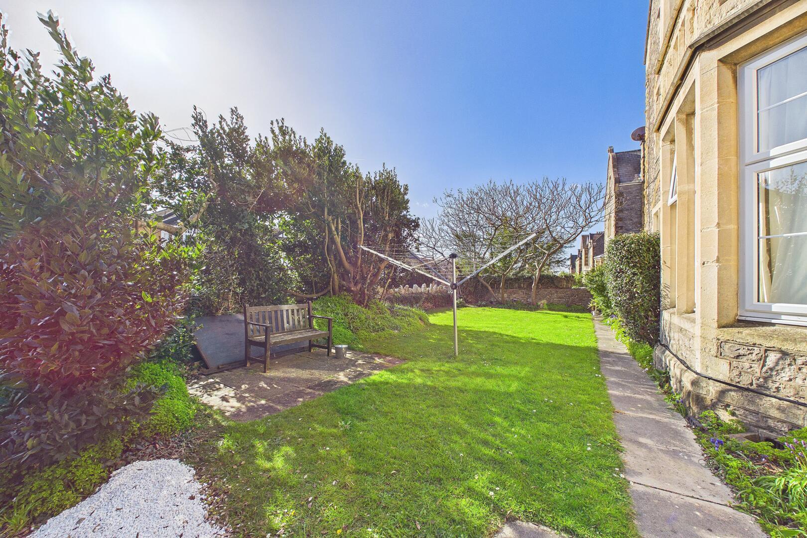 Room Central Way in Clevedon